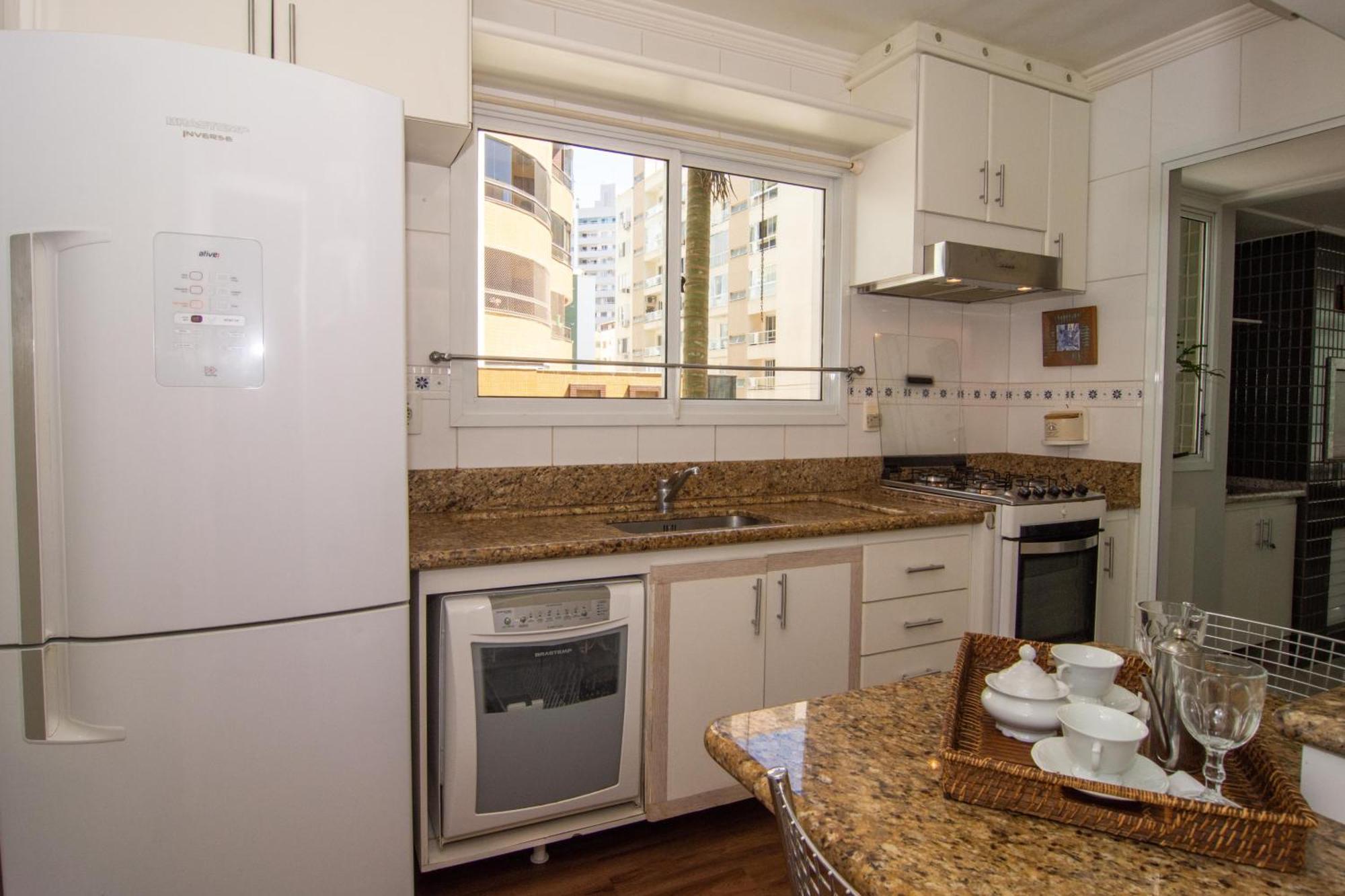 Elegancia Classica 100M Da Praia Na Rua 3700 P1397 Balneário Camboriú Exteriör bild